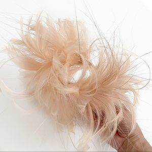 Fascinator hats/hair piece - Peach